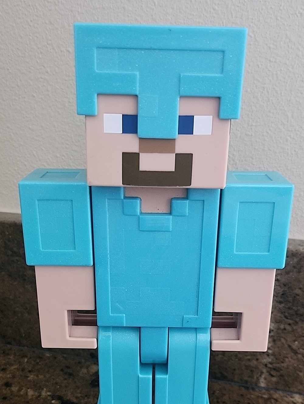 Minecraft Diamond Armor Steve Large Scale Action Figure 8.5" - Picture 6 of 8